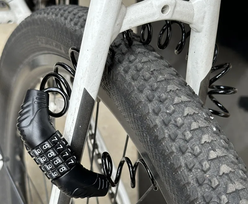 Chaîne de verrouillage de casq - Cable Lock Combination avis et prix