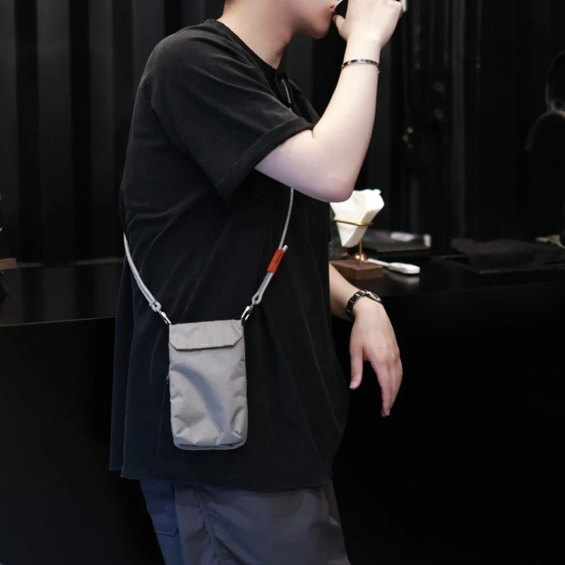 Sac de téléphone à bandoulière - Travel Accessories Men avis et prix